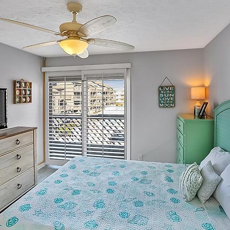 Two Bedroom Steps From The Beach! Shore Dr! 미를 비치 외부 사진